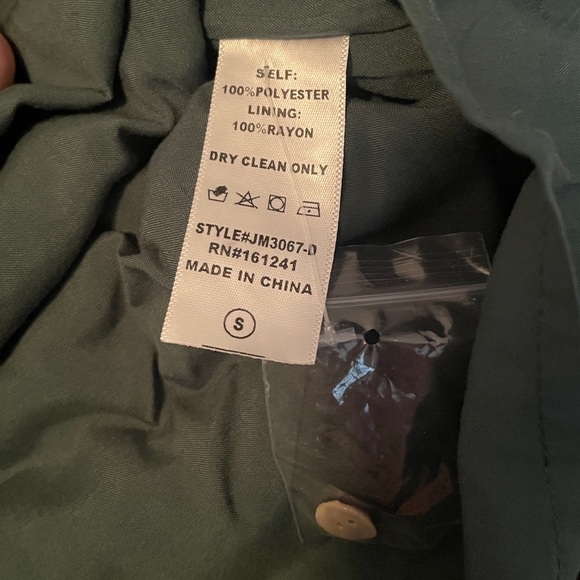 New J. Marie Seraphina 3D Floral Lace Shift Dress size Small - Picture 14 of 14